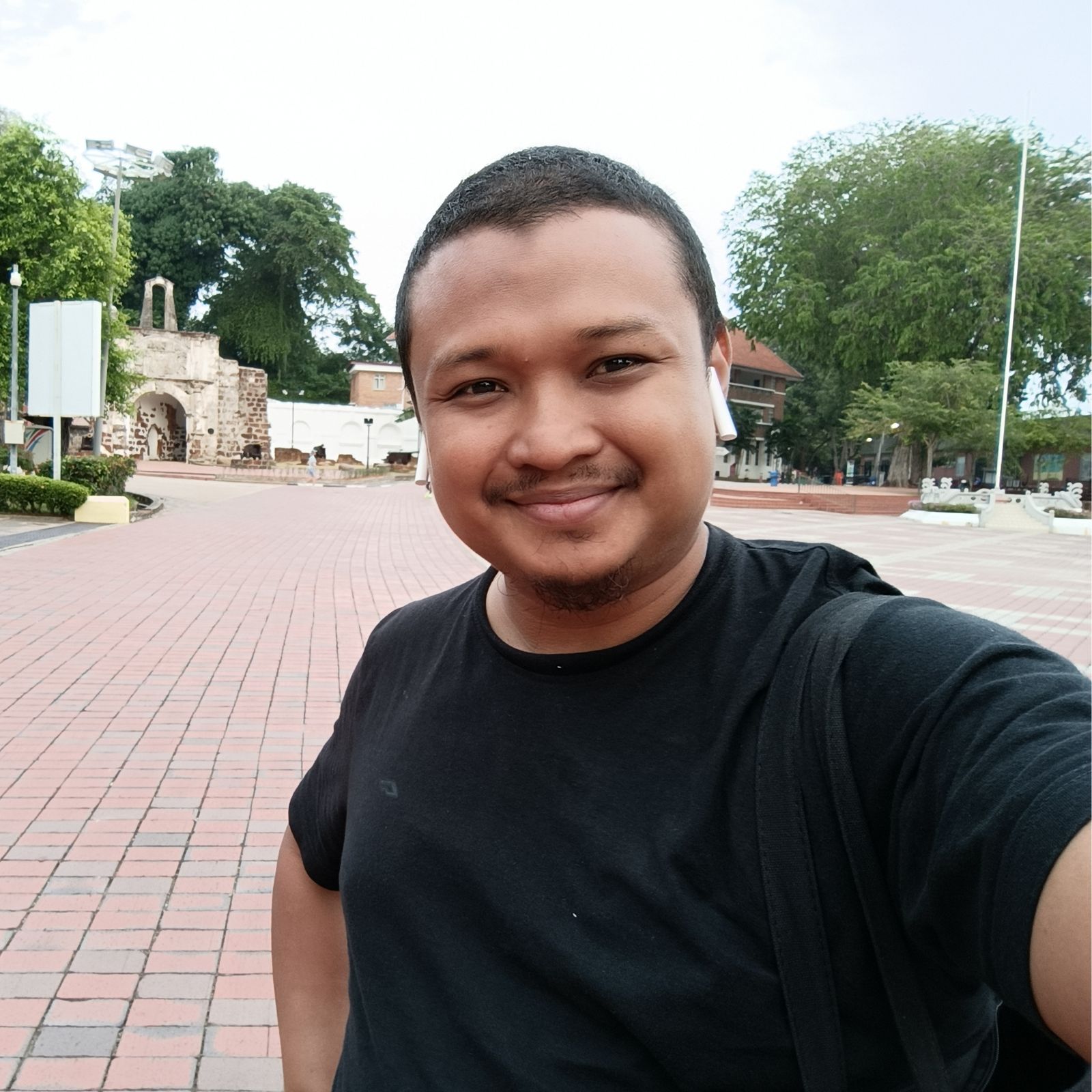 Gambar Muaz Yaid sebelum kurus 1